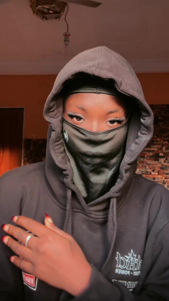 @Ł Ø Ũ M M🖤🫀