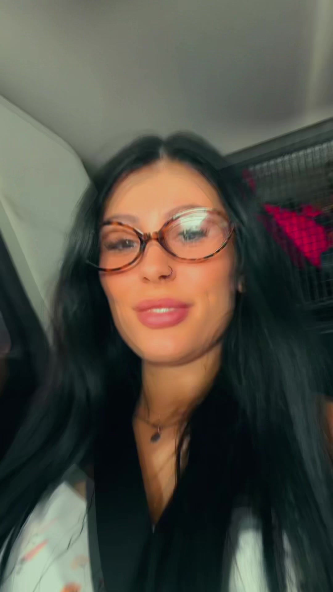 @ཐིunbezahlte.influencerinཋྀ