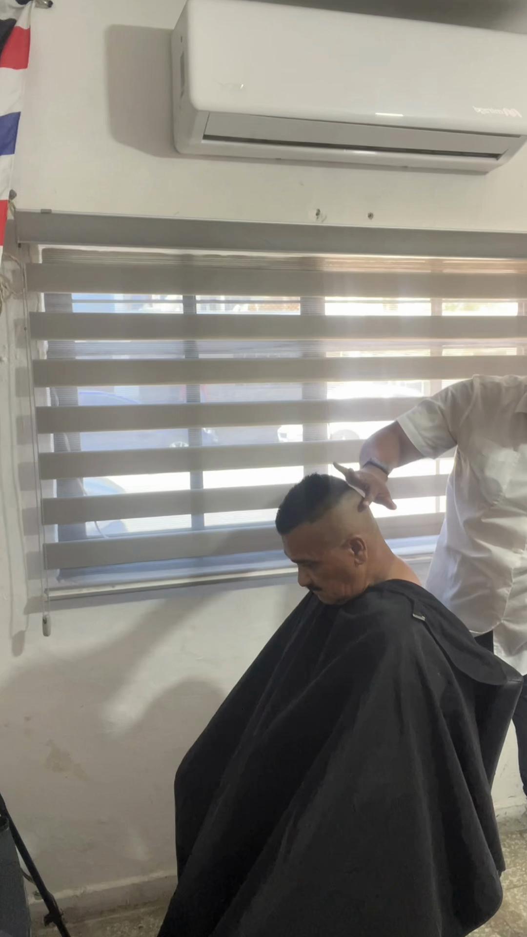 @Husky Barber Spa / Mazatlán