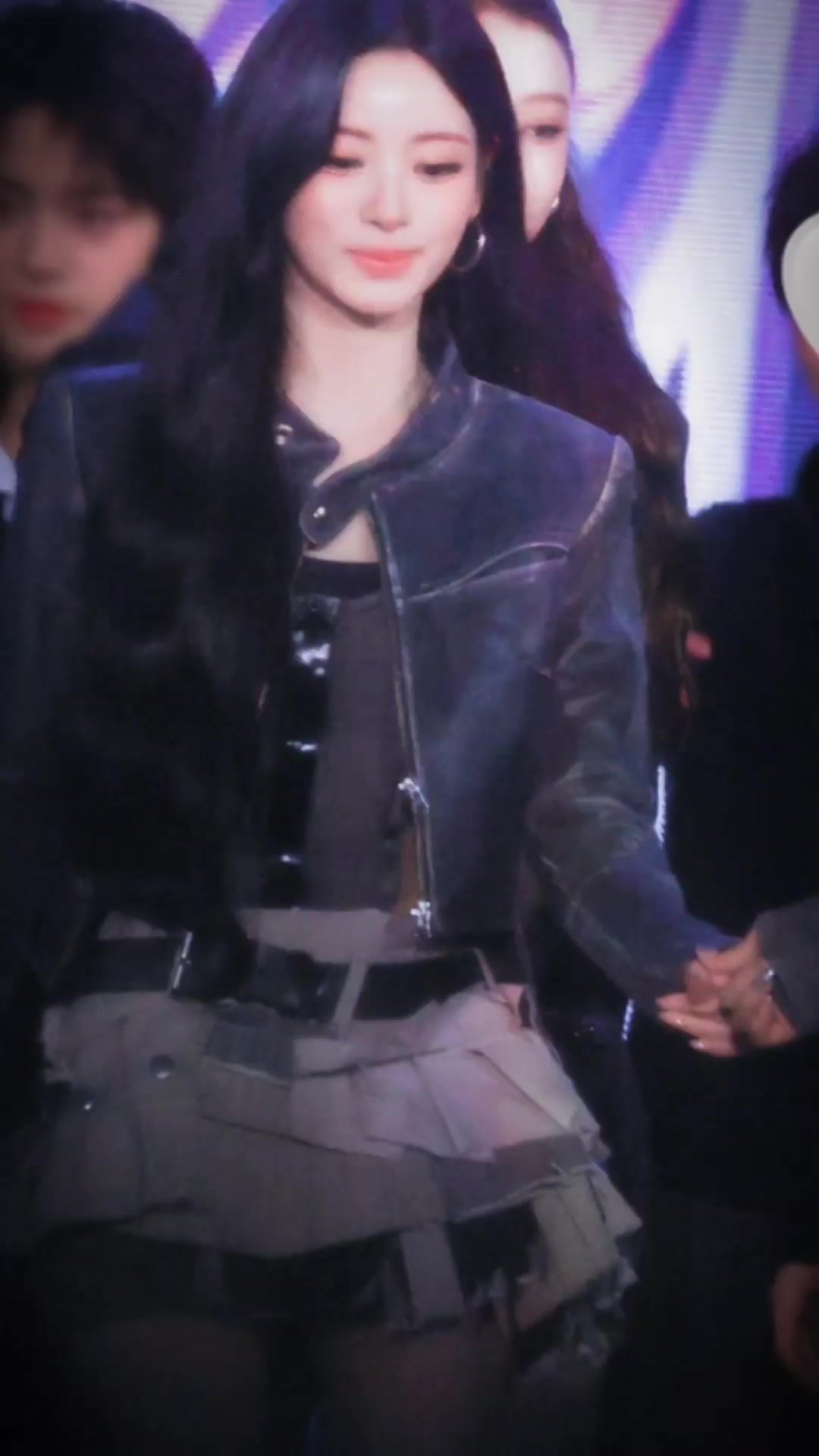 @Chan♡m ⟆