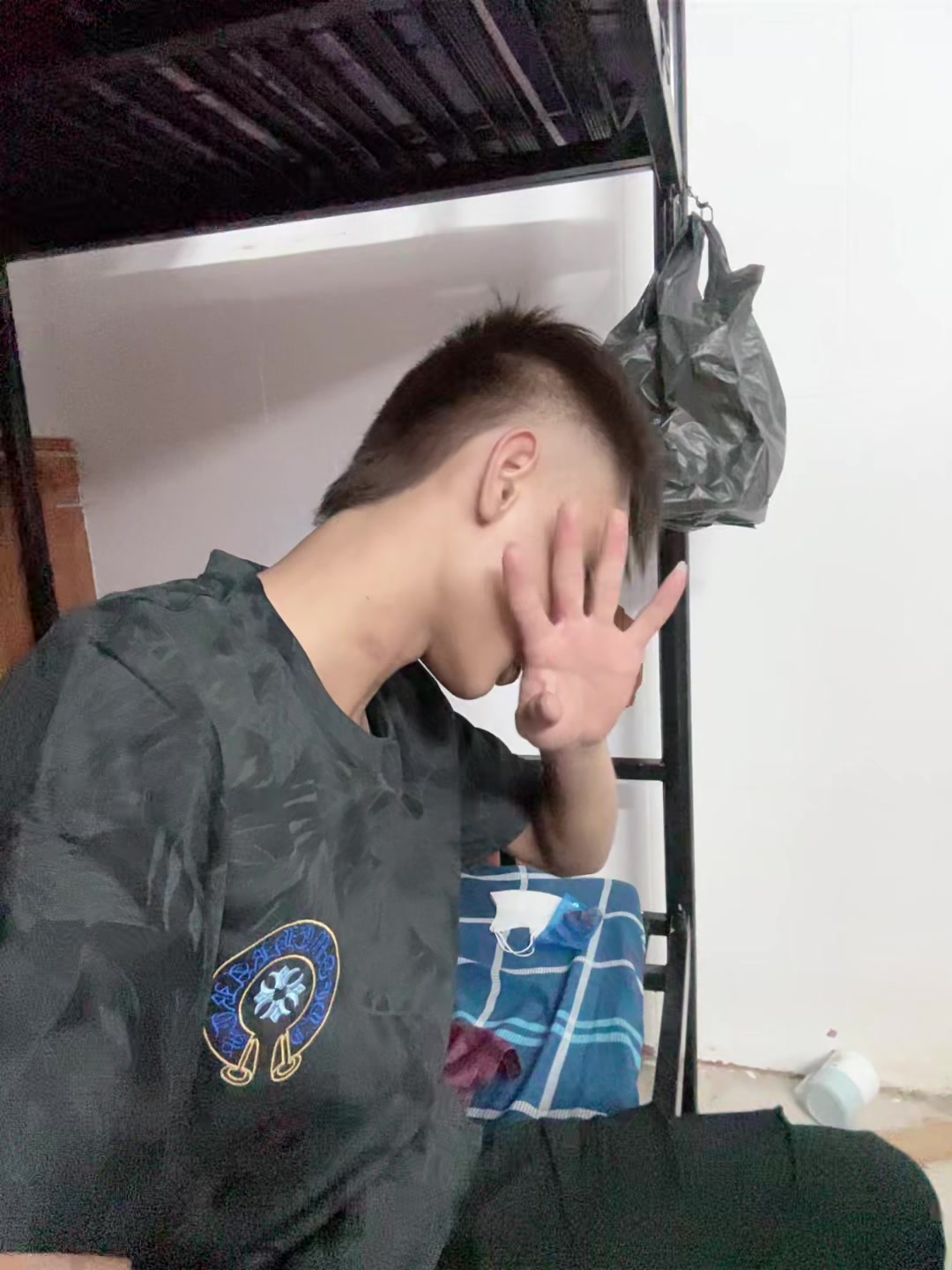 @Anh Tân 👾