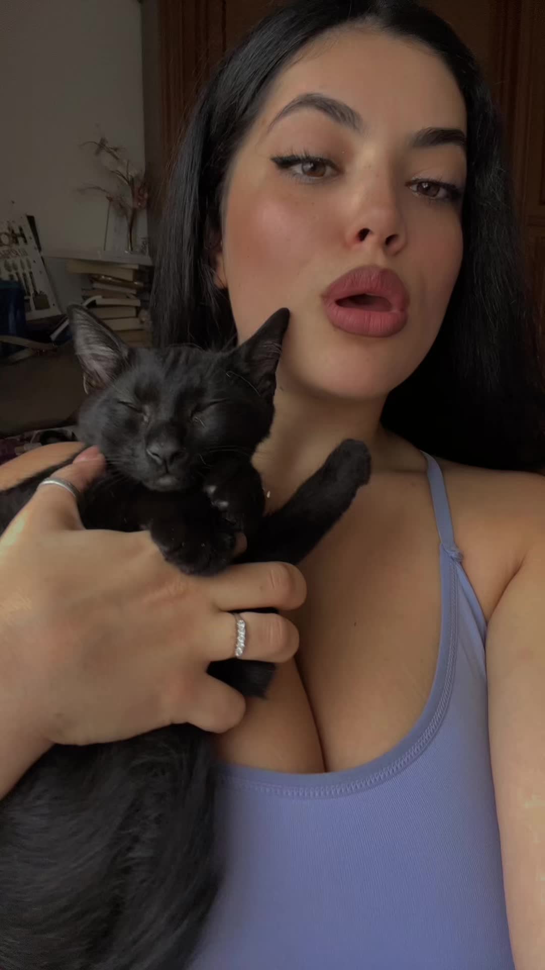 @danielaandoni97