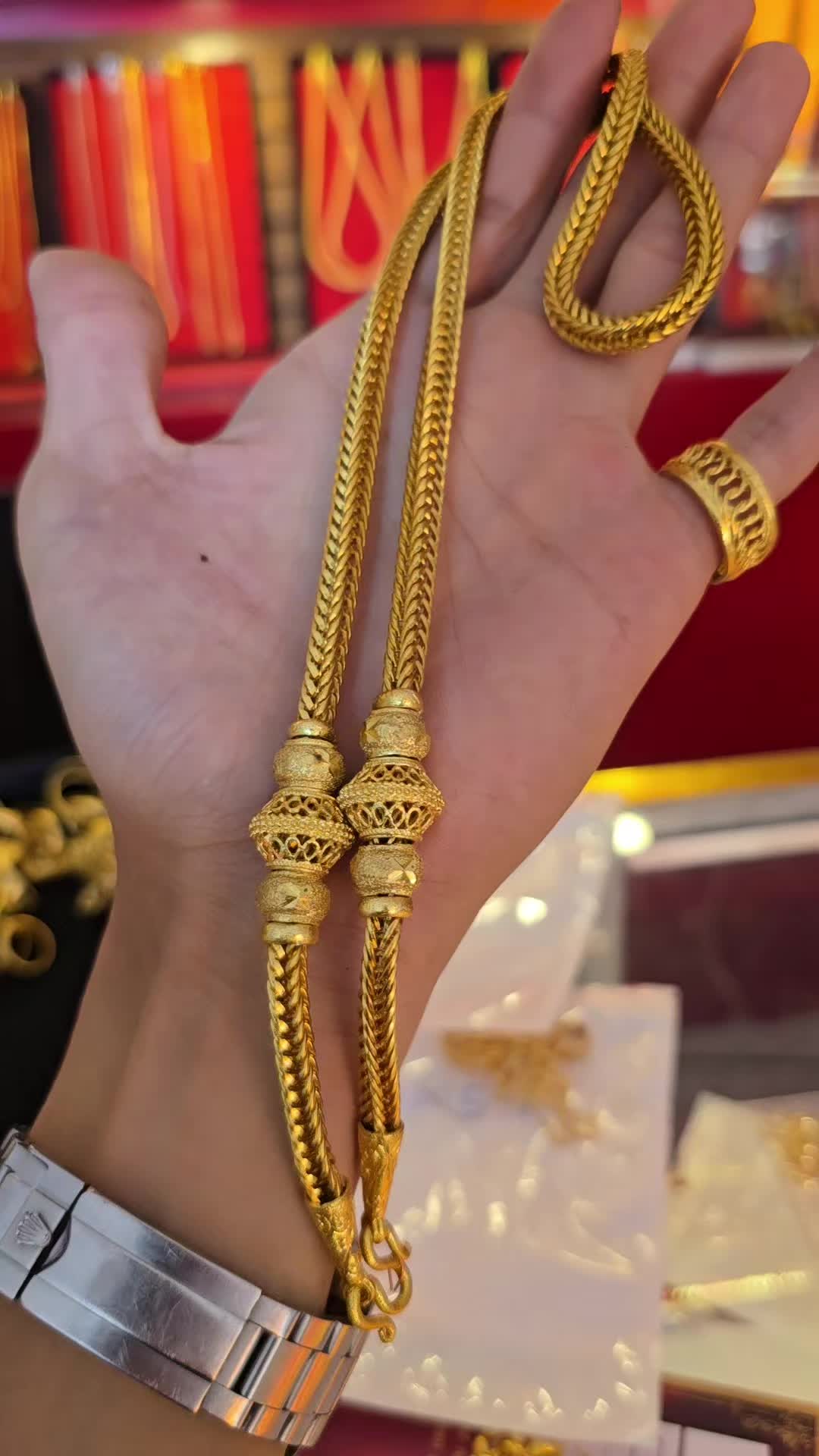 @ເປີ້ນພຣະເຄື່ອງ ນຳໂຊກ
