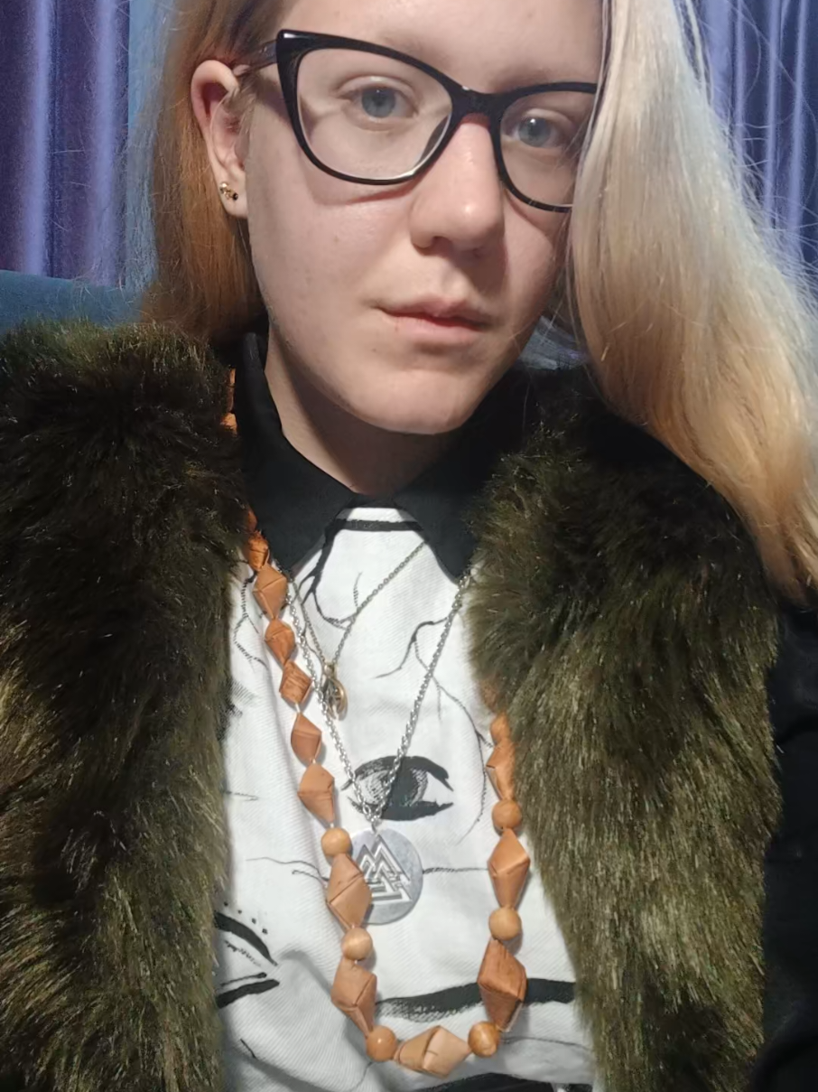 @gråtepil🇷🇺💚🖤ᛉ