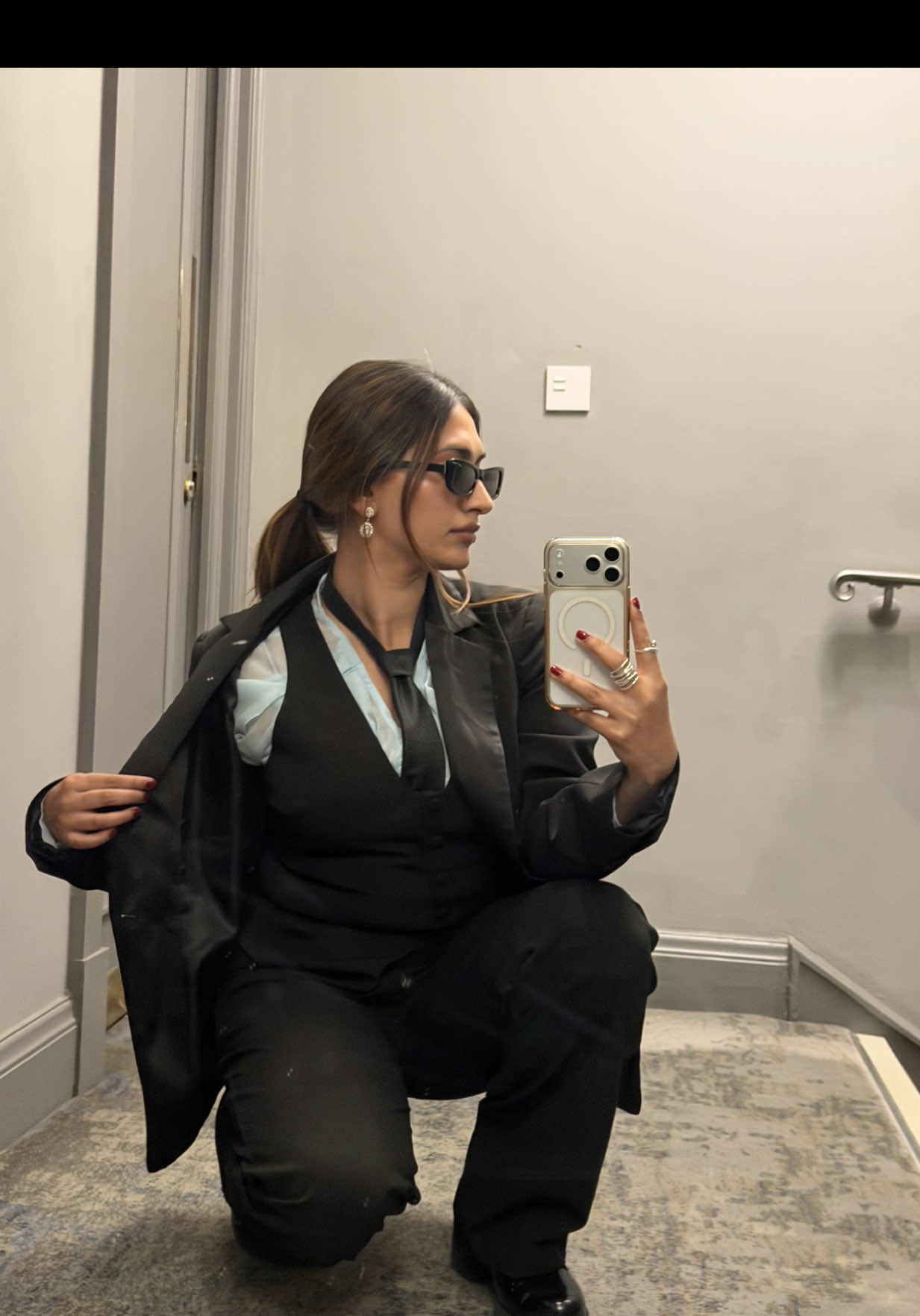 @Midhusa