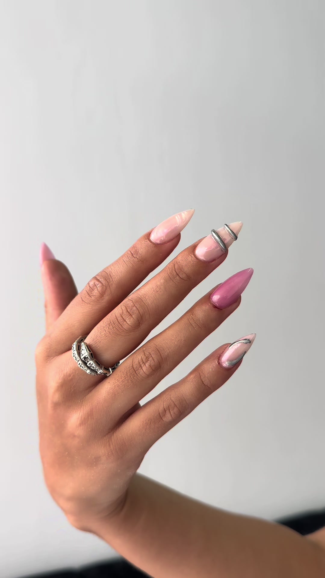 @Femme Fatale Nails