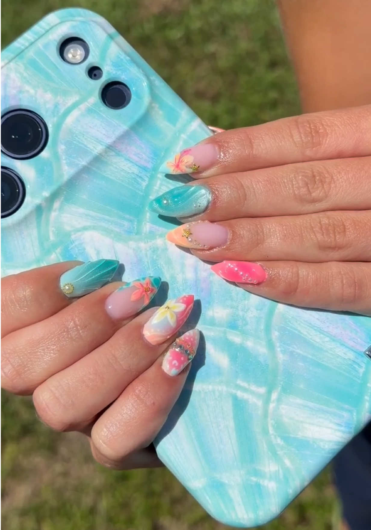 @ari🌅🌞🐚🦈