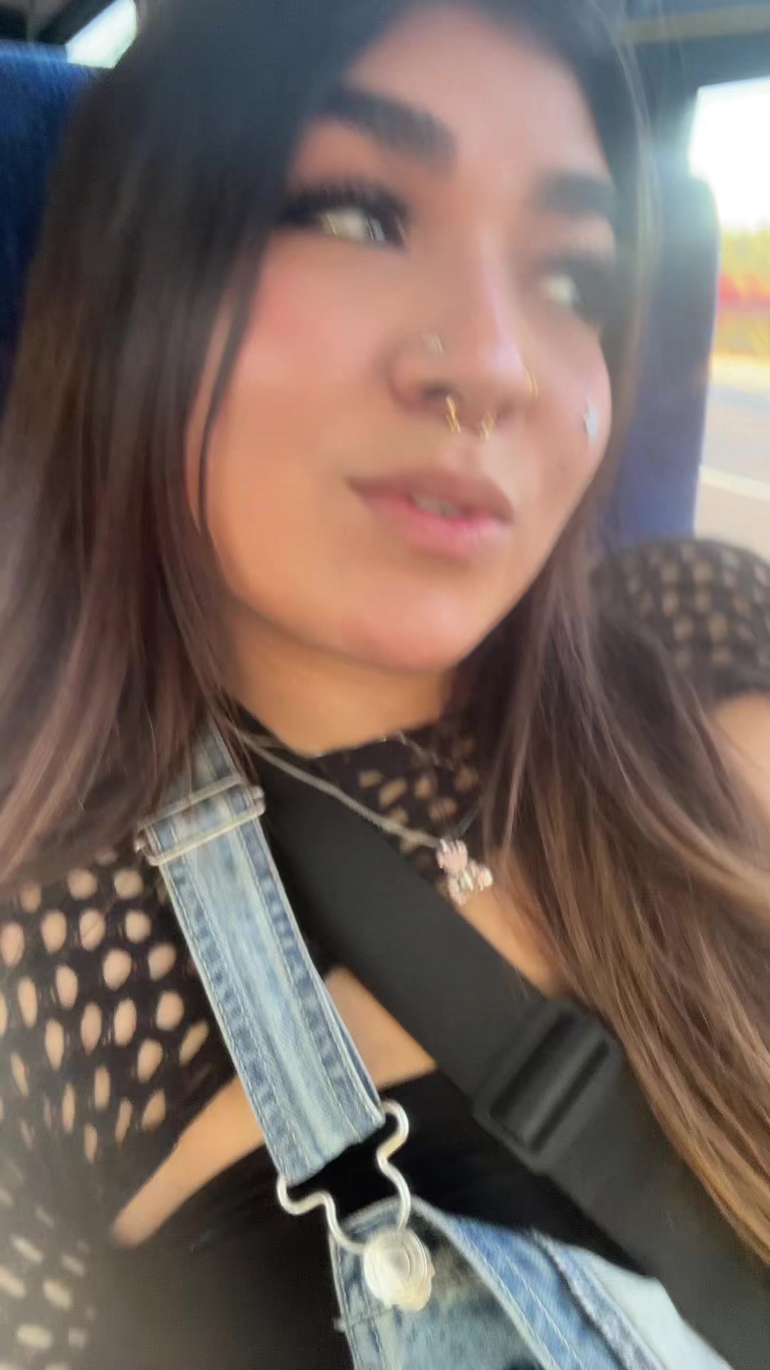 @VIKKI💋