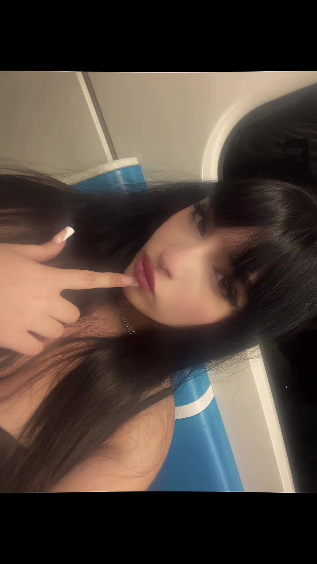 @angela