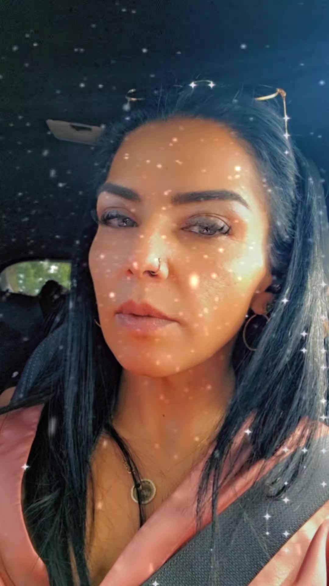 @Esmer Krali&ccedil;e 🧿 👑