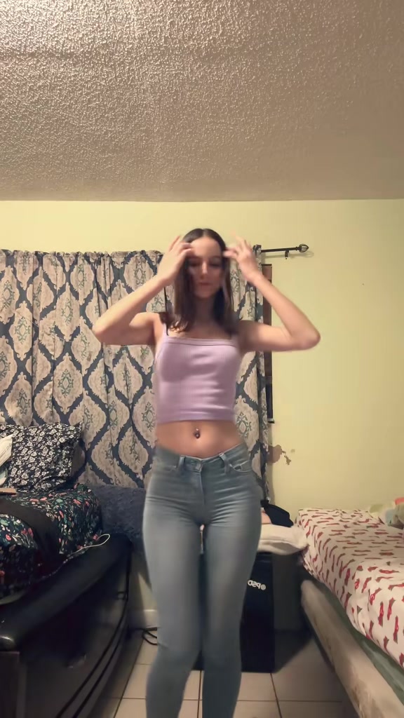 @Ani 🦋✨