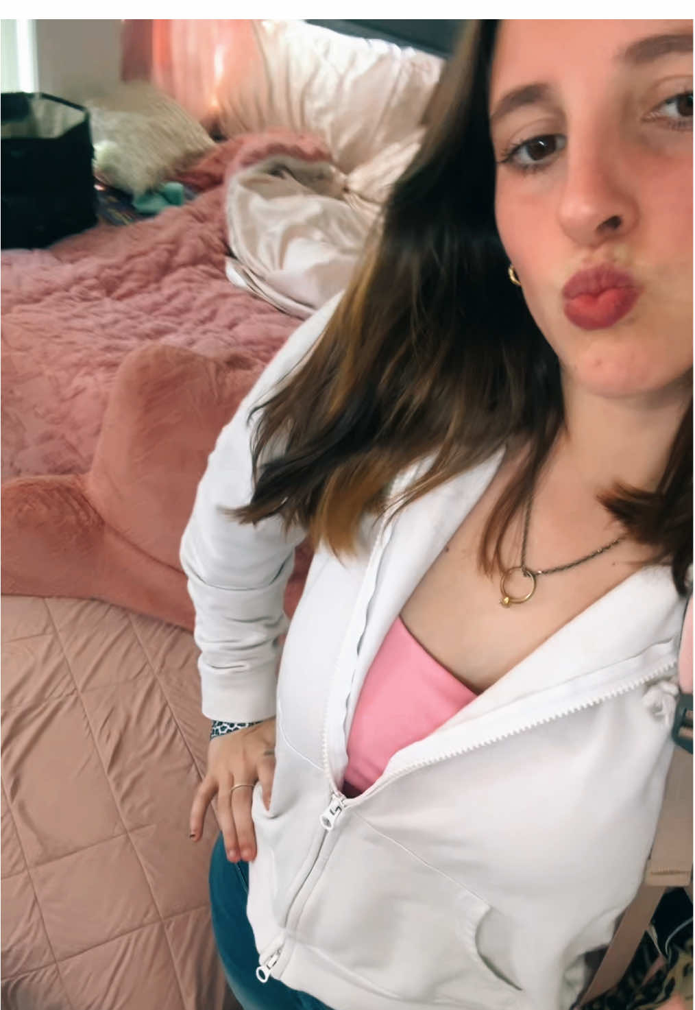 @Alyssa ♡