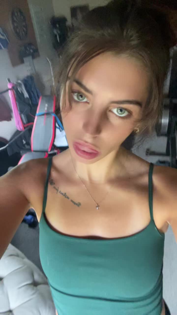 @taylorannem7_