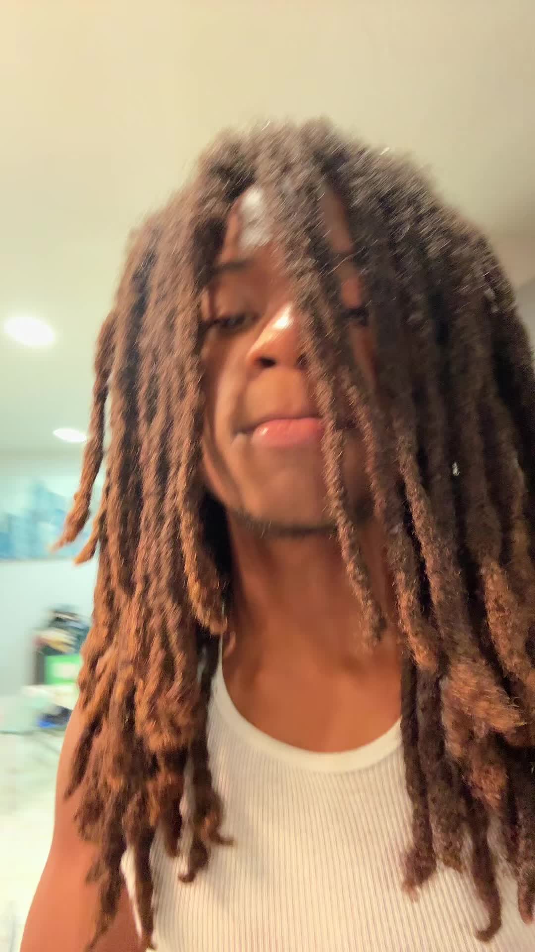 @leygeezz