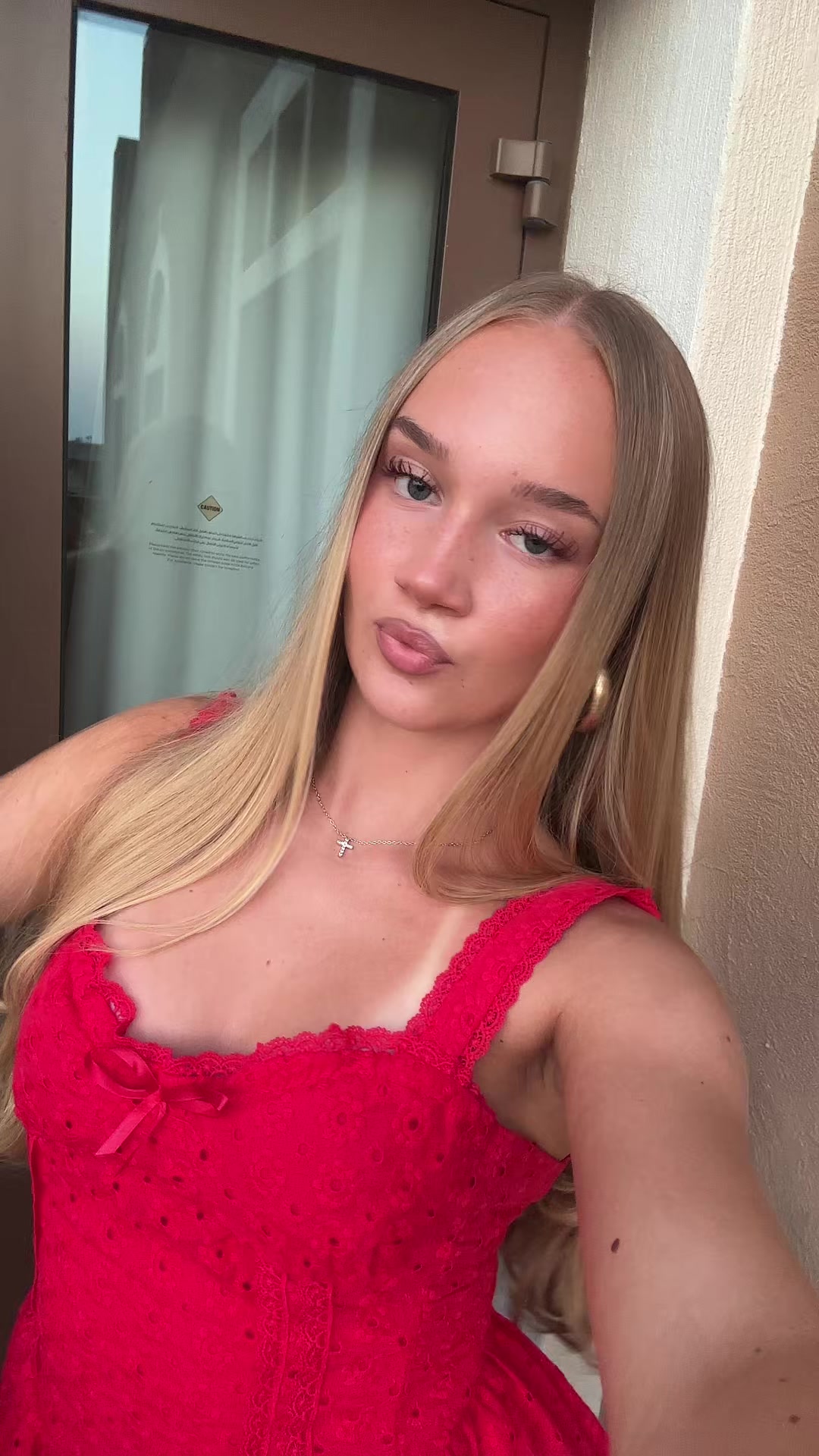 @александраメ𝟶