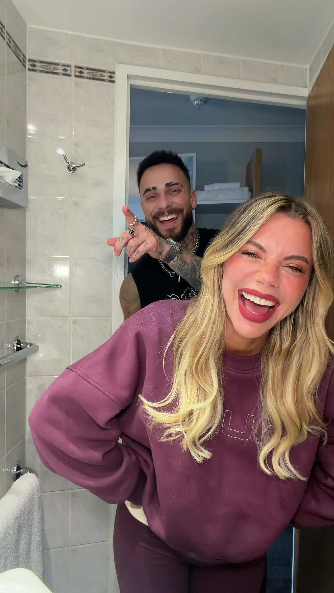 @Mel Jordão