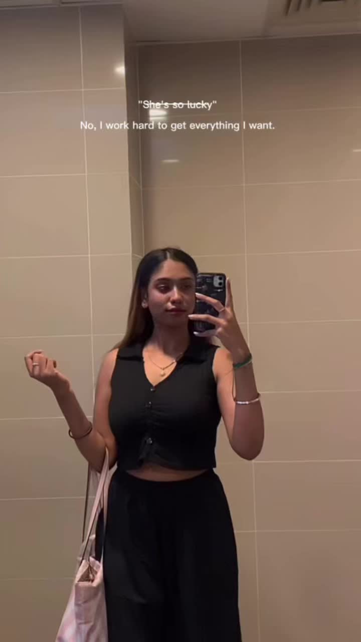 @Ash🤍
