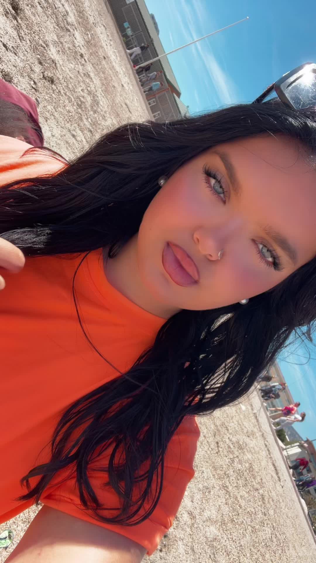 @Maya🇵🇰