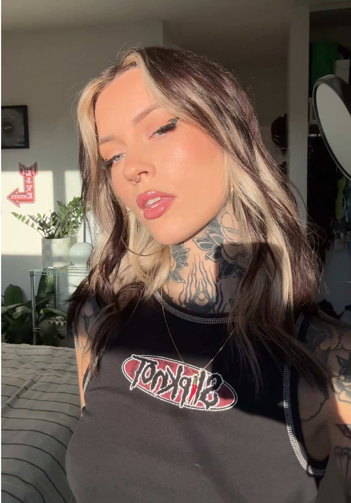 @bronk.fox