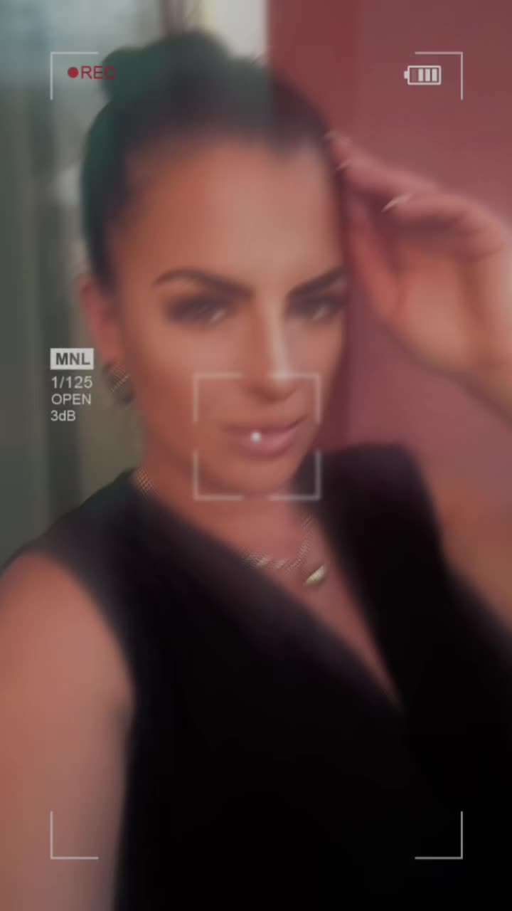@Krisztina M&oacute;cz&aacute;r