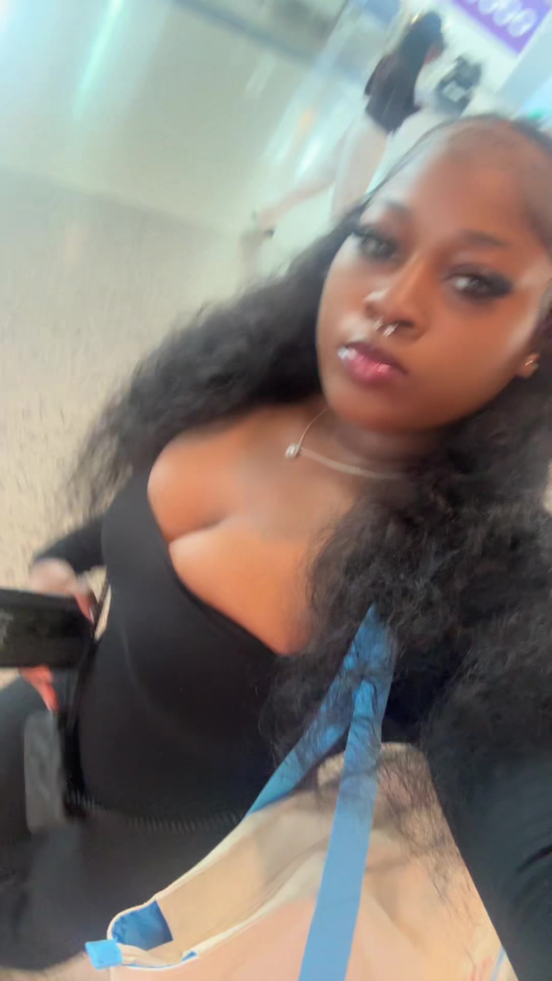 @C’nya🖤.