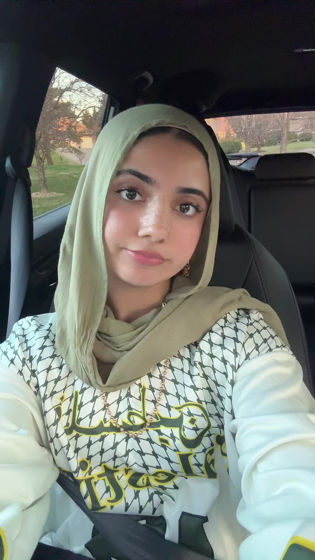 @اروس