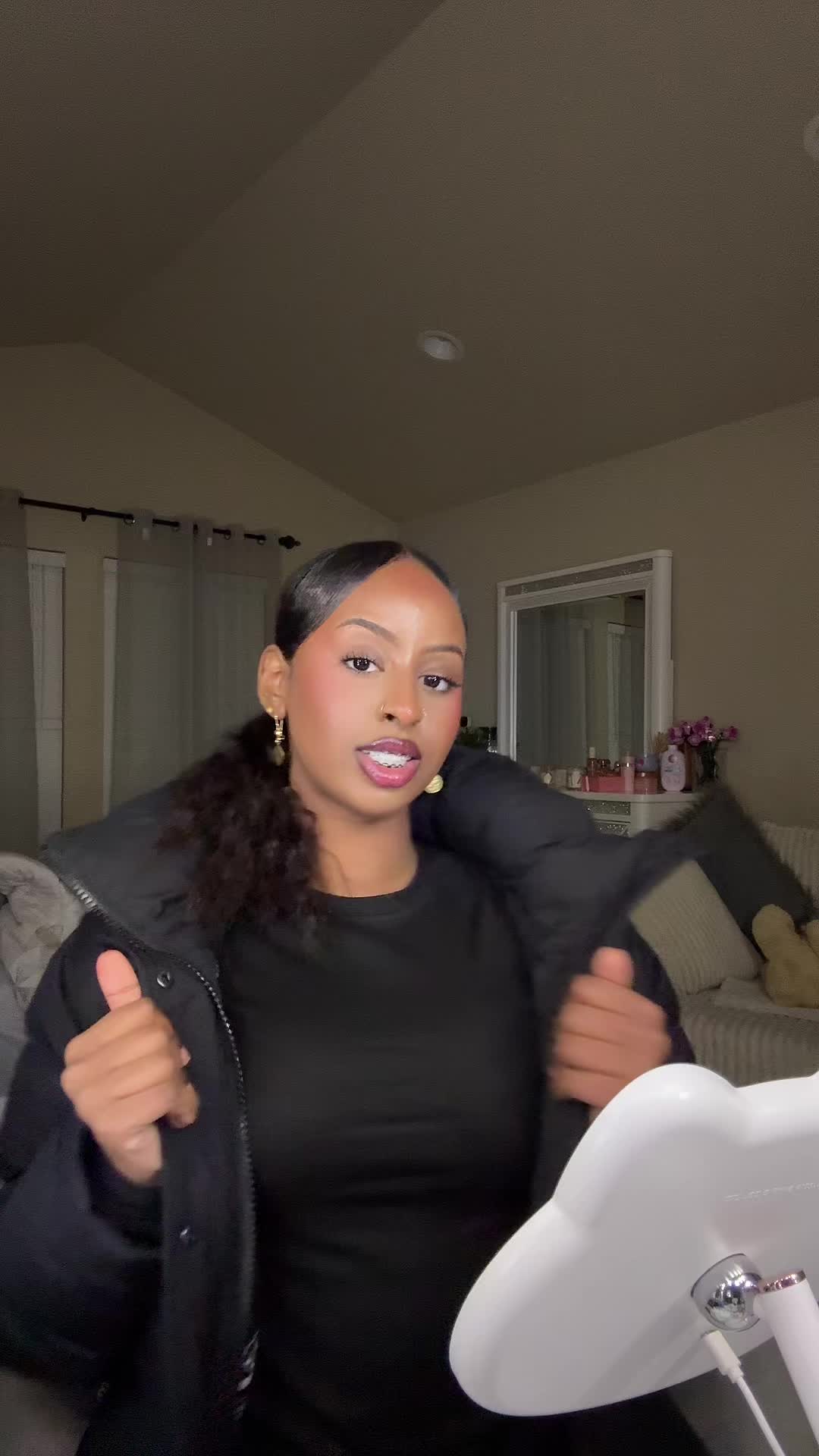 @liyahli