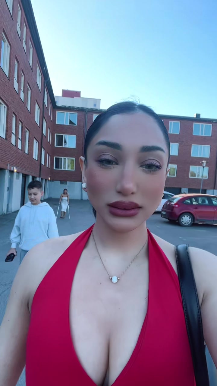 @Linda ✨