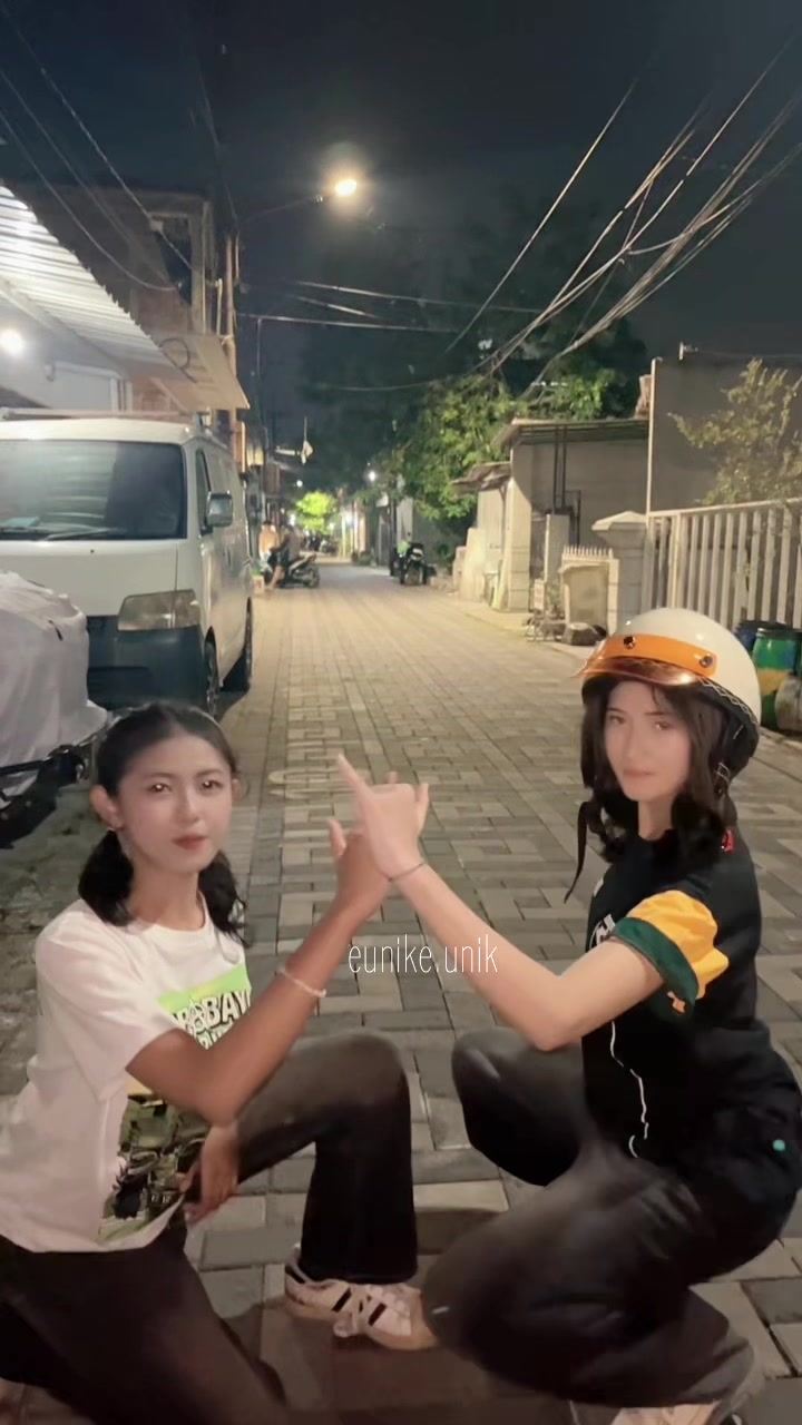 @Eunike ( Unik )