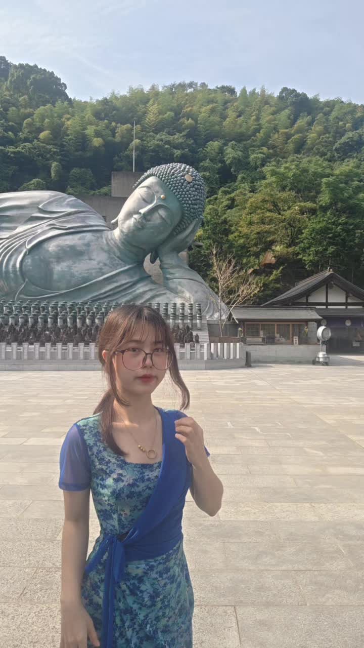 @Yoon Lae Lae