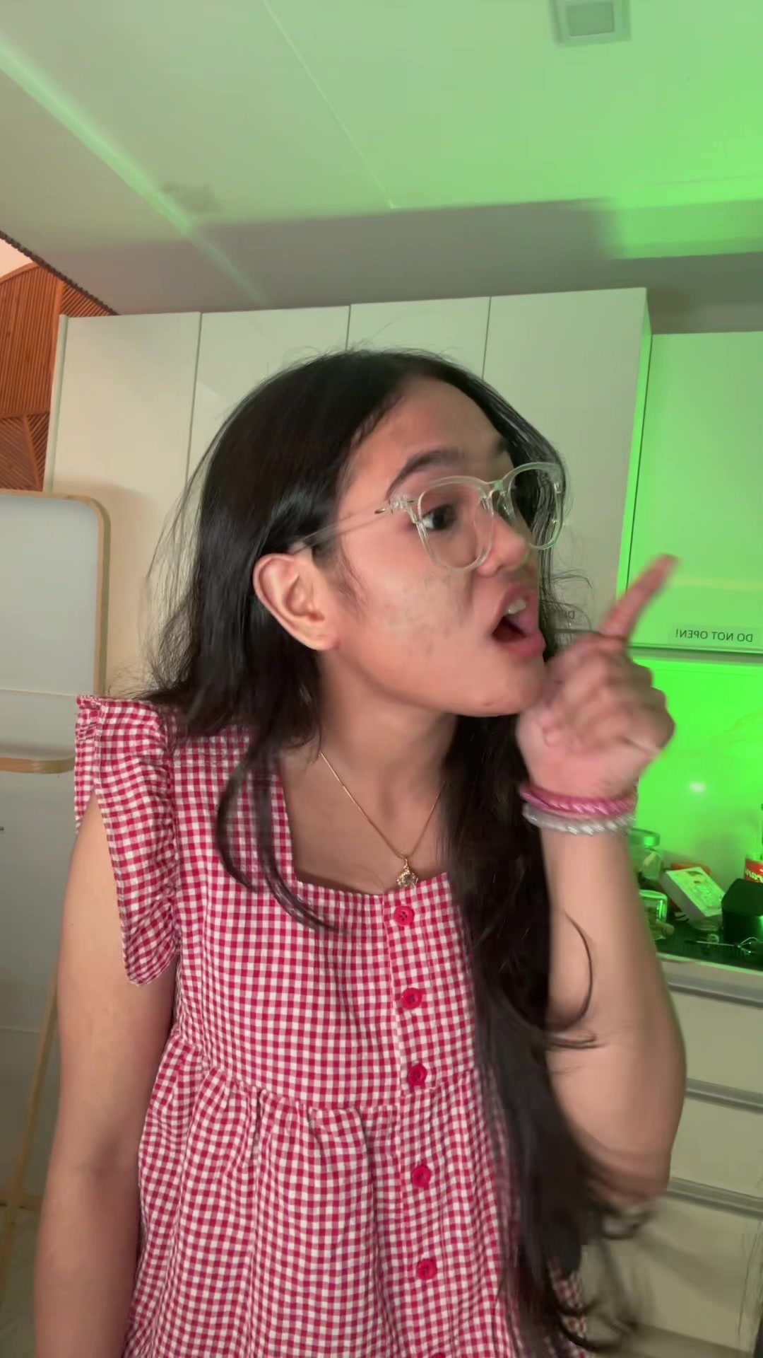 @Ella Dakz