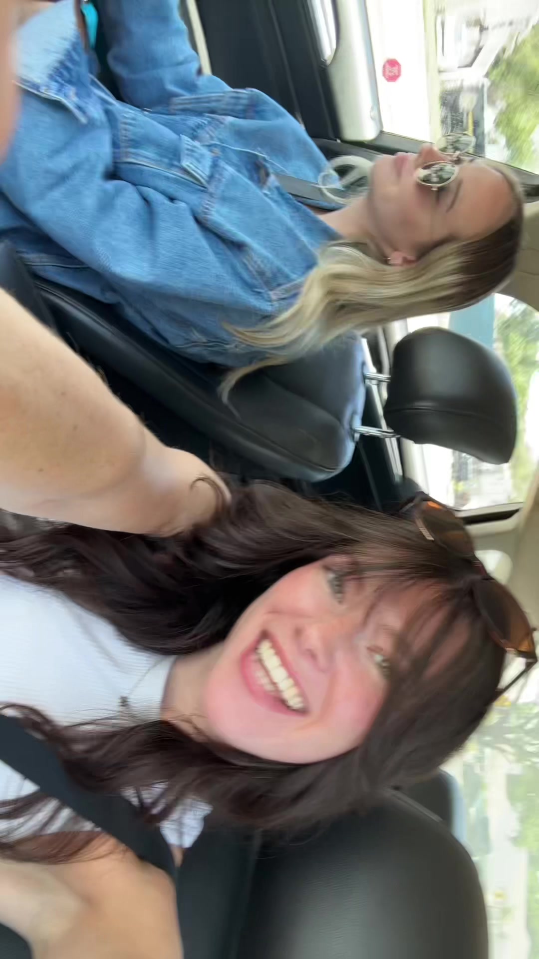 @Mady jo