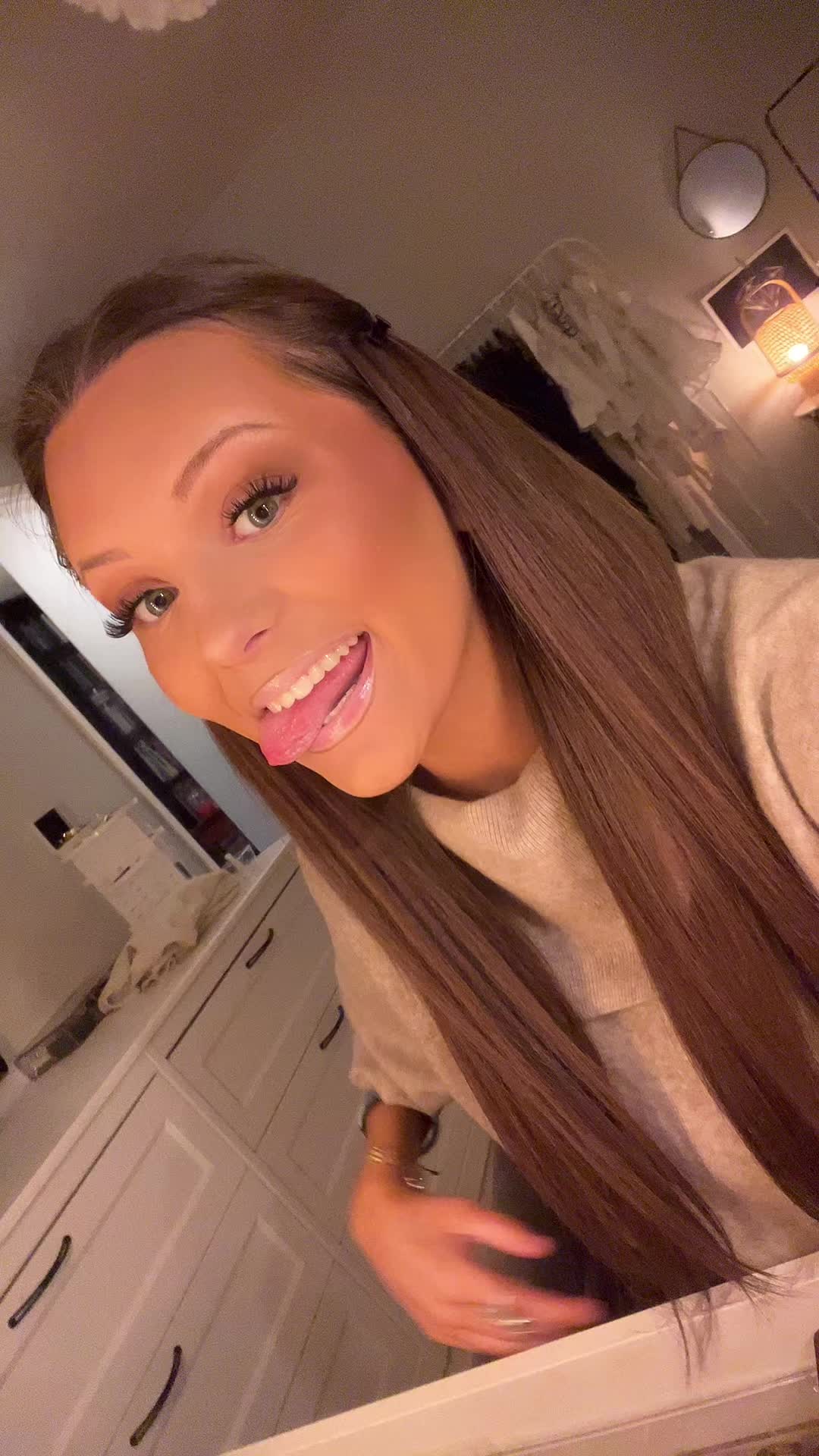 @FANNY