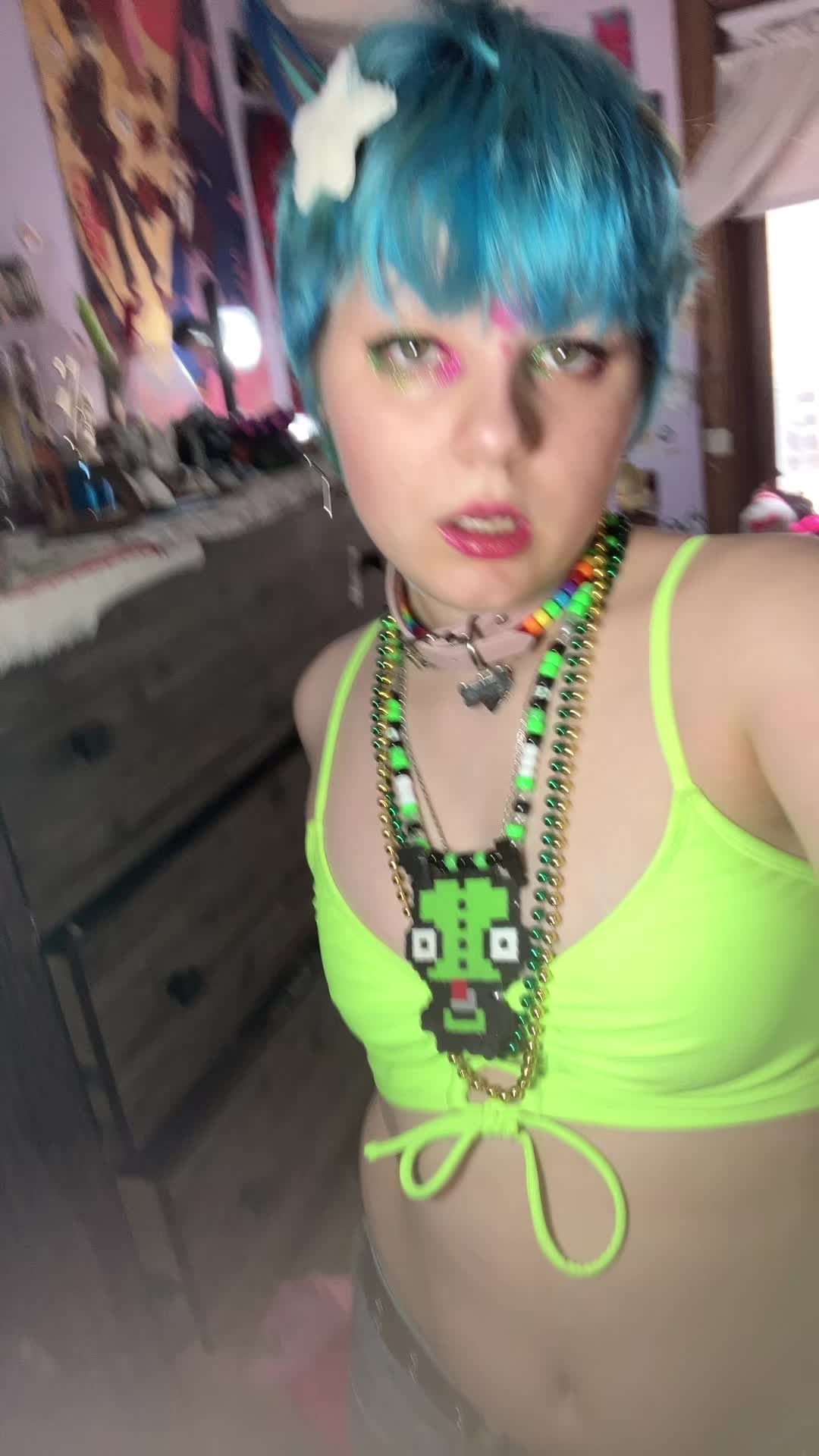 @♾️🏳️🌈 :з