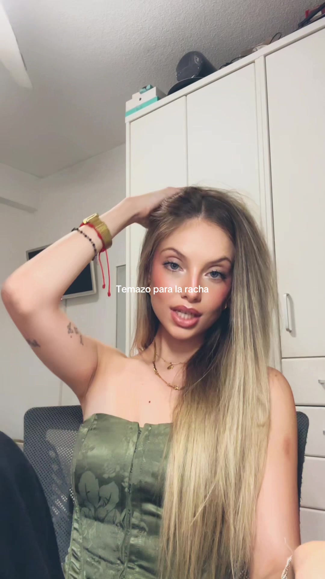 @Laura