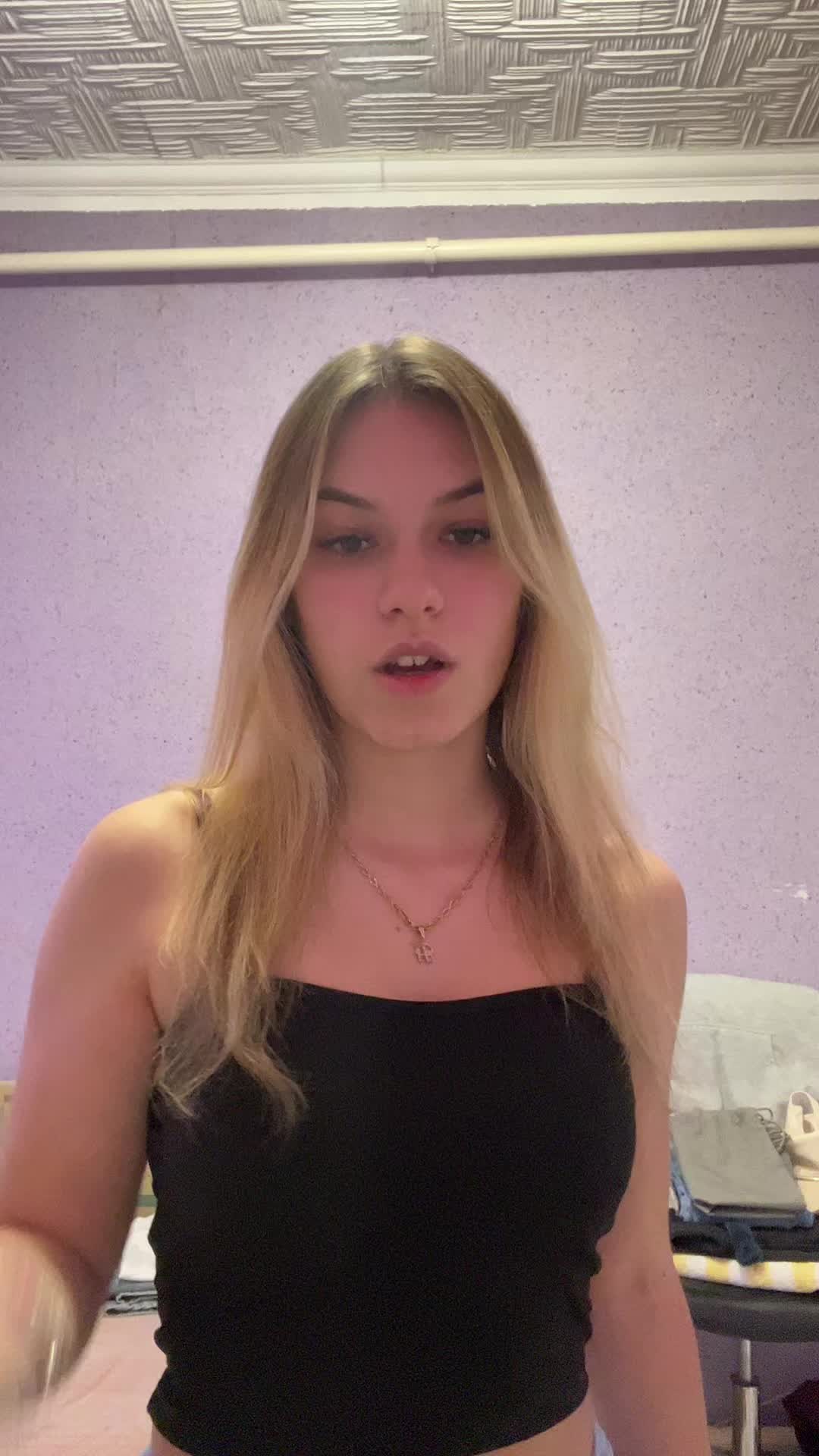 @👸🏽