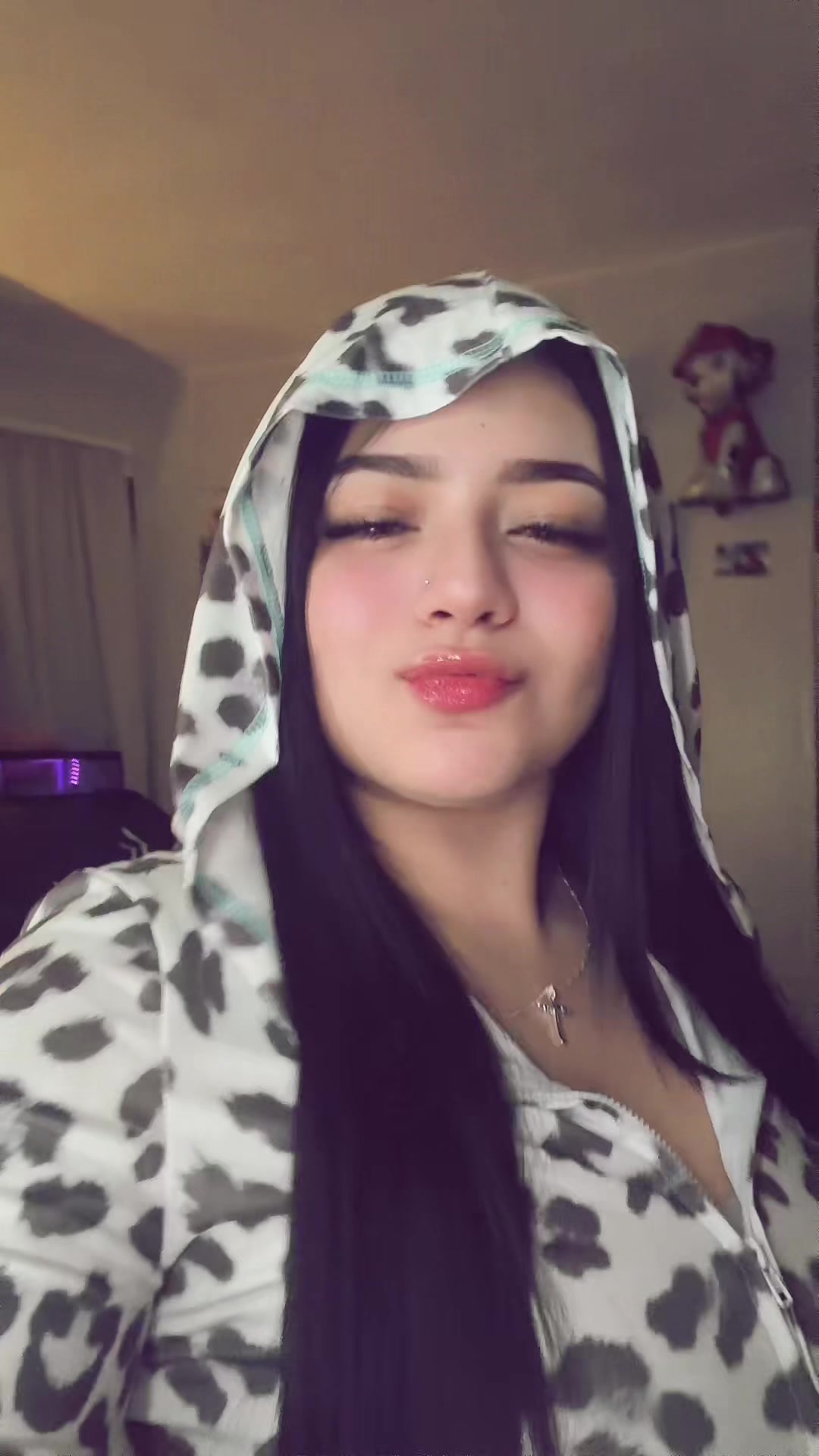 @Valentina