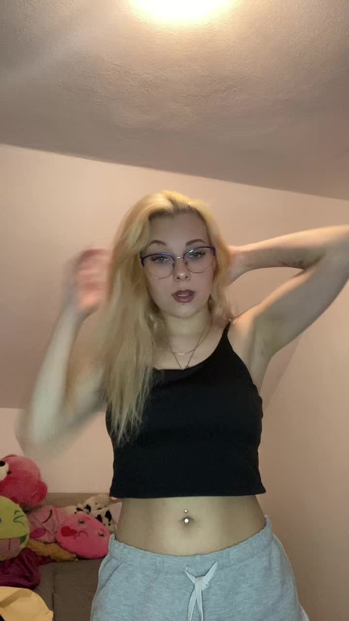 @Elinka🤔