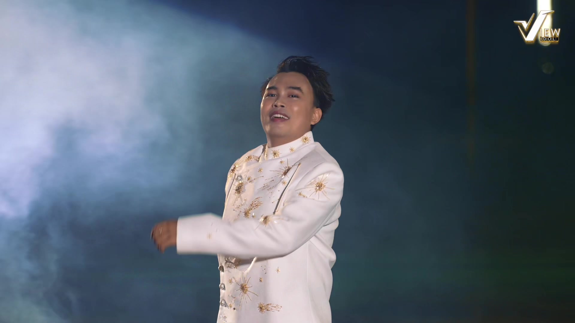@VIEW IDOL