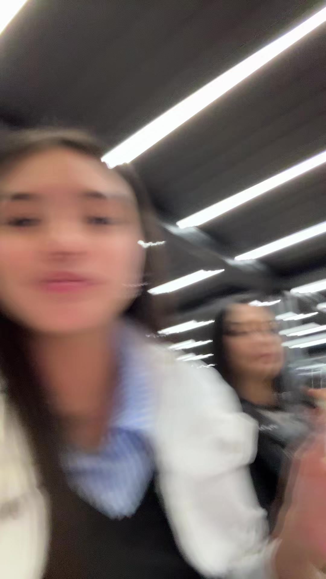 @Reina👑