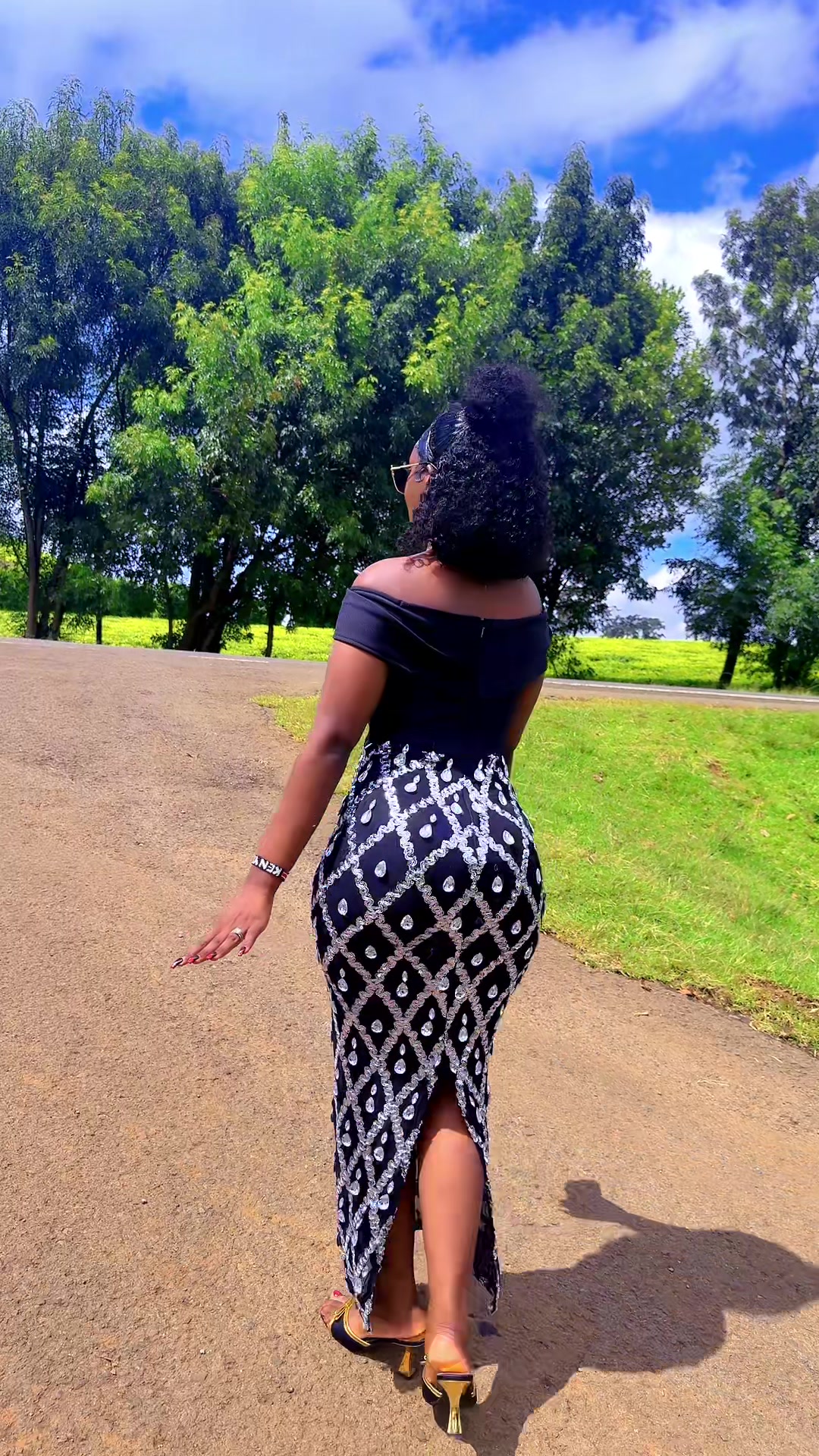 @MORAASHAN💕💕 FASHION