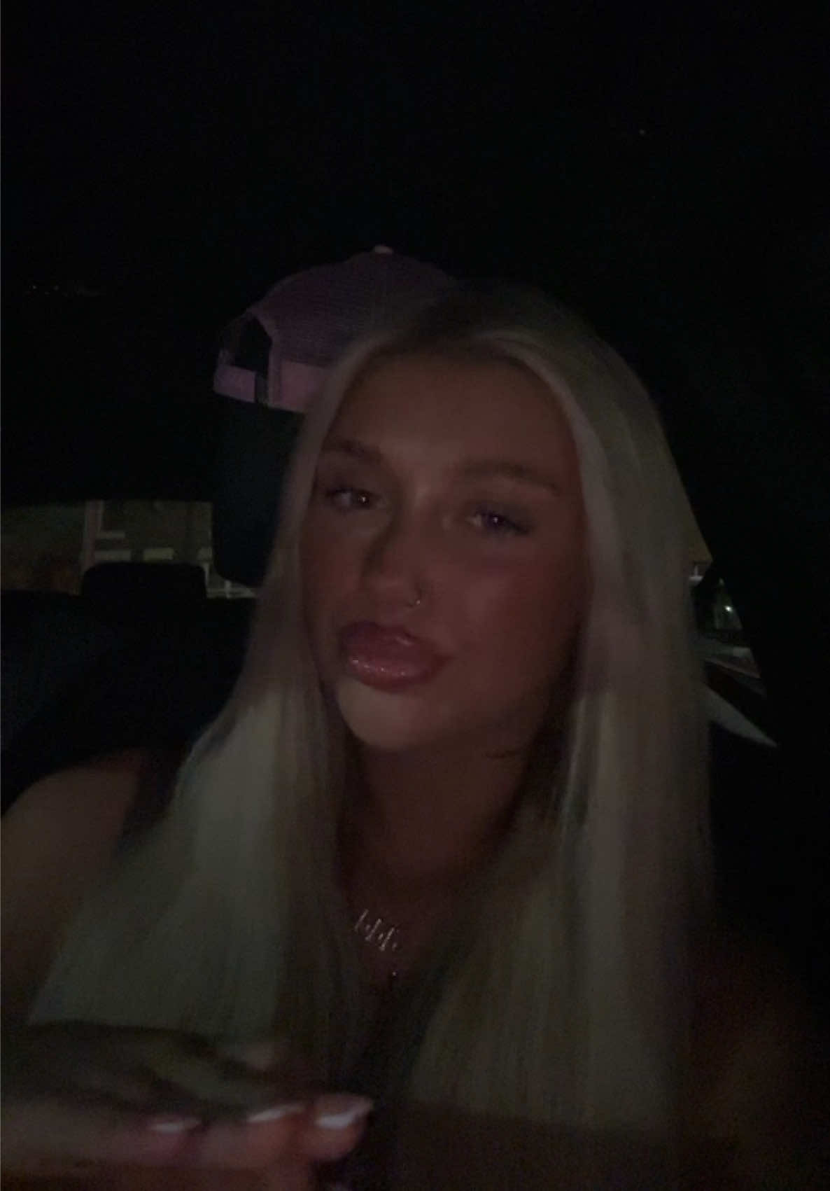 @ellienuttsxx