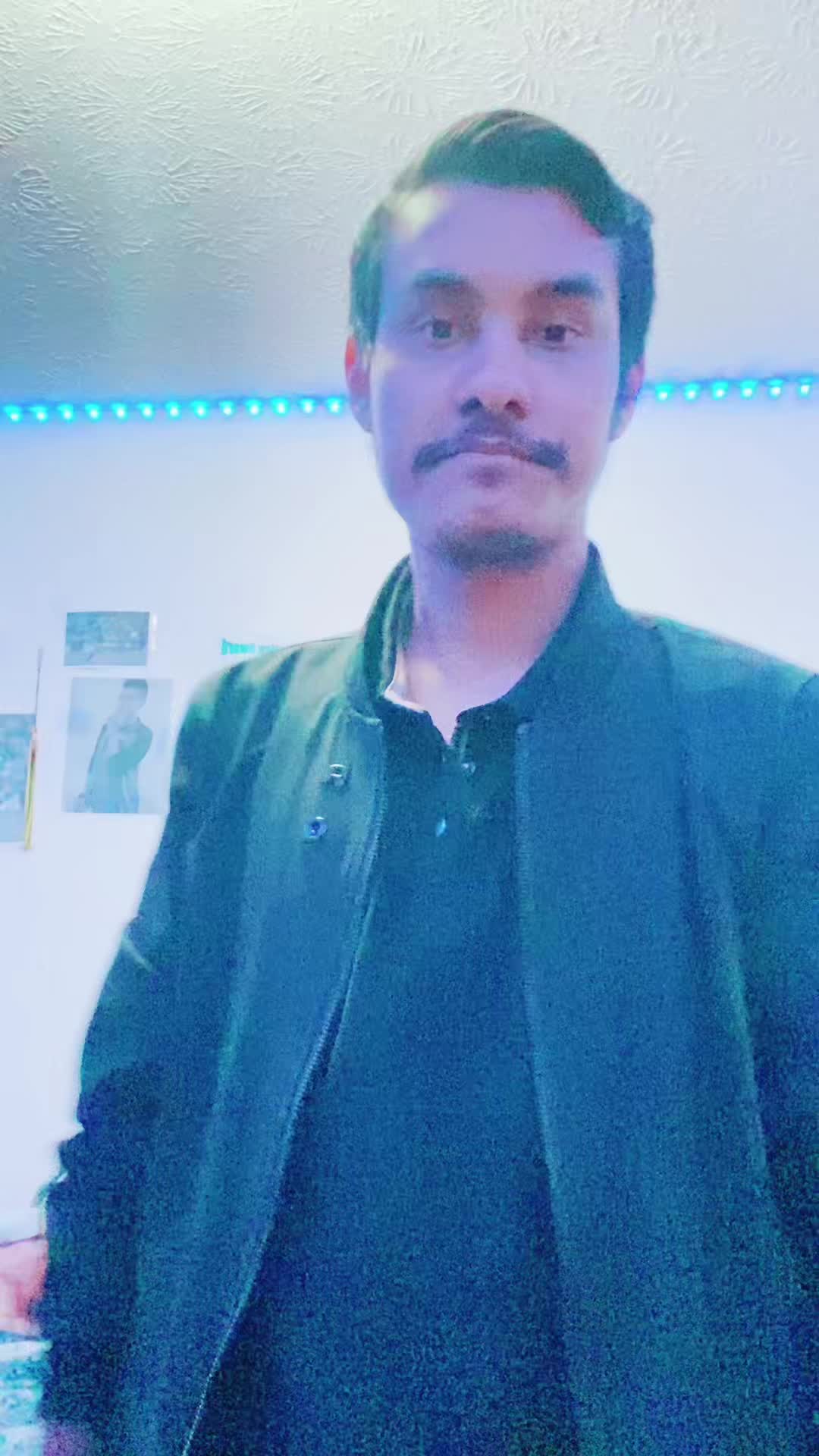 @🤟DAZZLE C 🫡