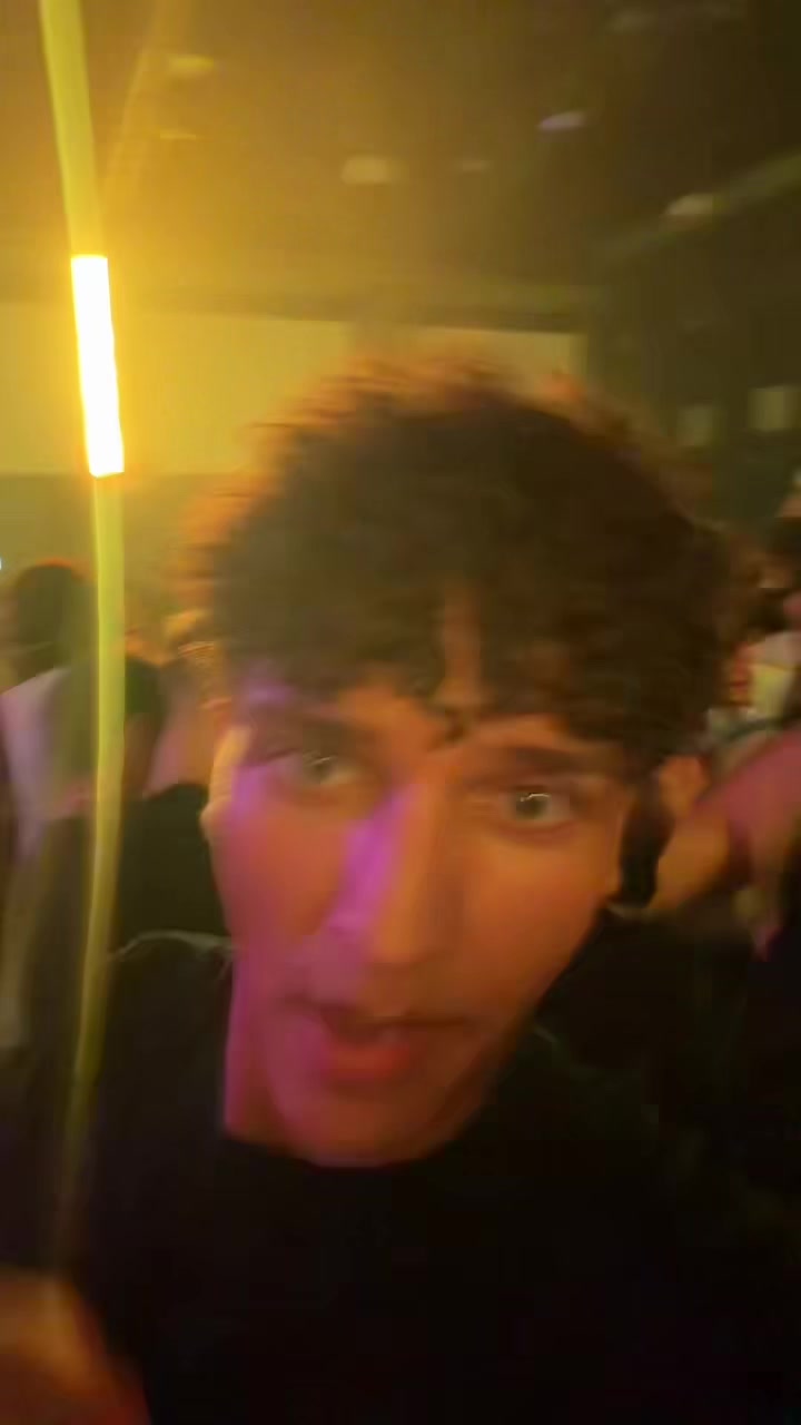 @JJ