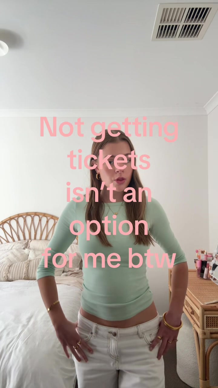 @MIA BELL