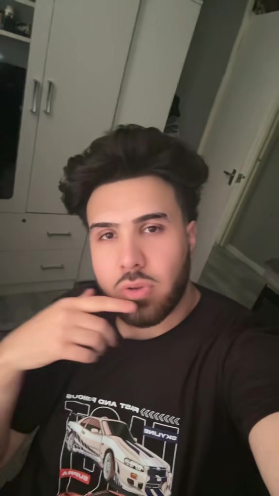 @Sam🤩