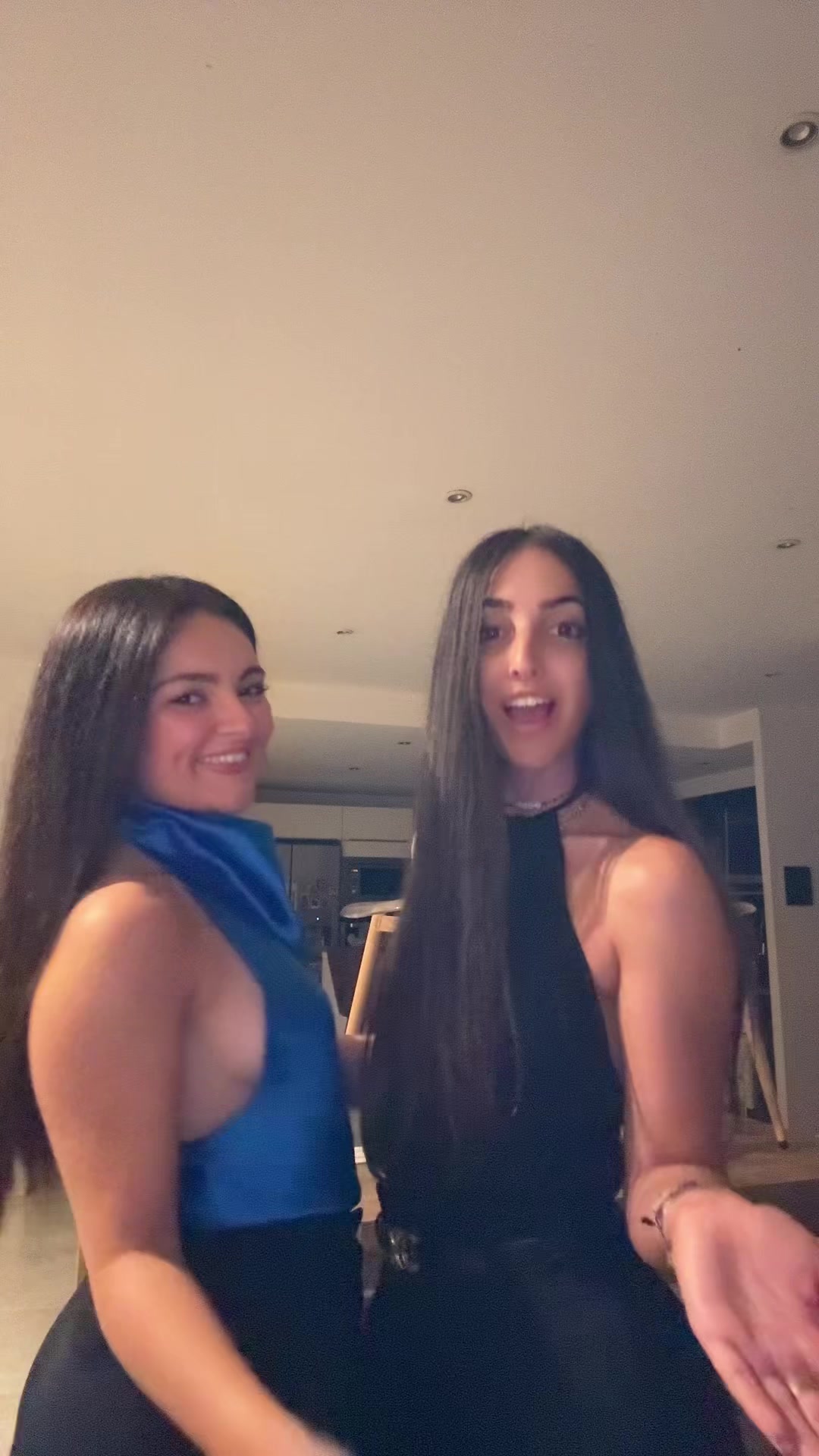 @Nina ★