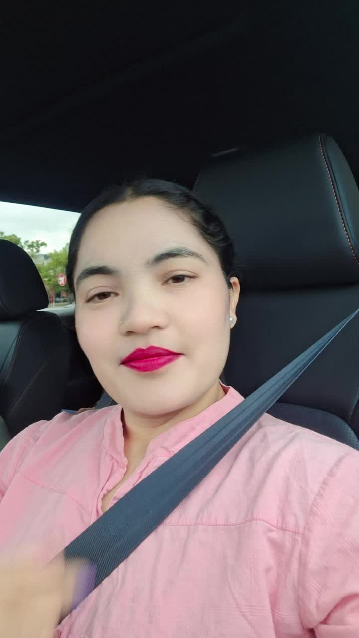 @Radhika KhadkaBasnet🇳🇵to🇺🇸