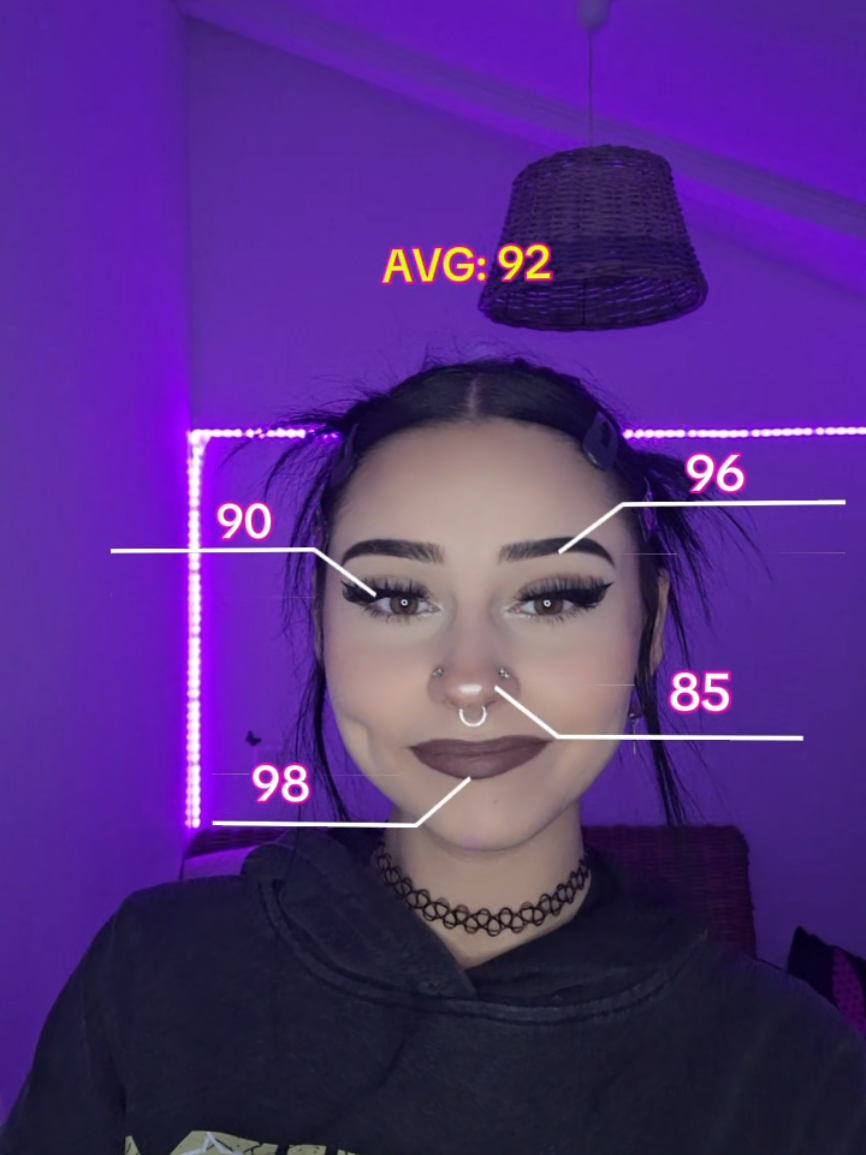 @☽✞𝕷𝖊𝖘𝖑𝒚✞☾