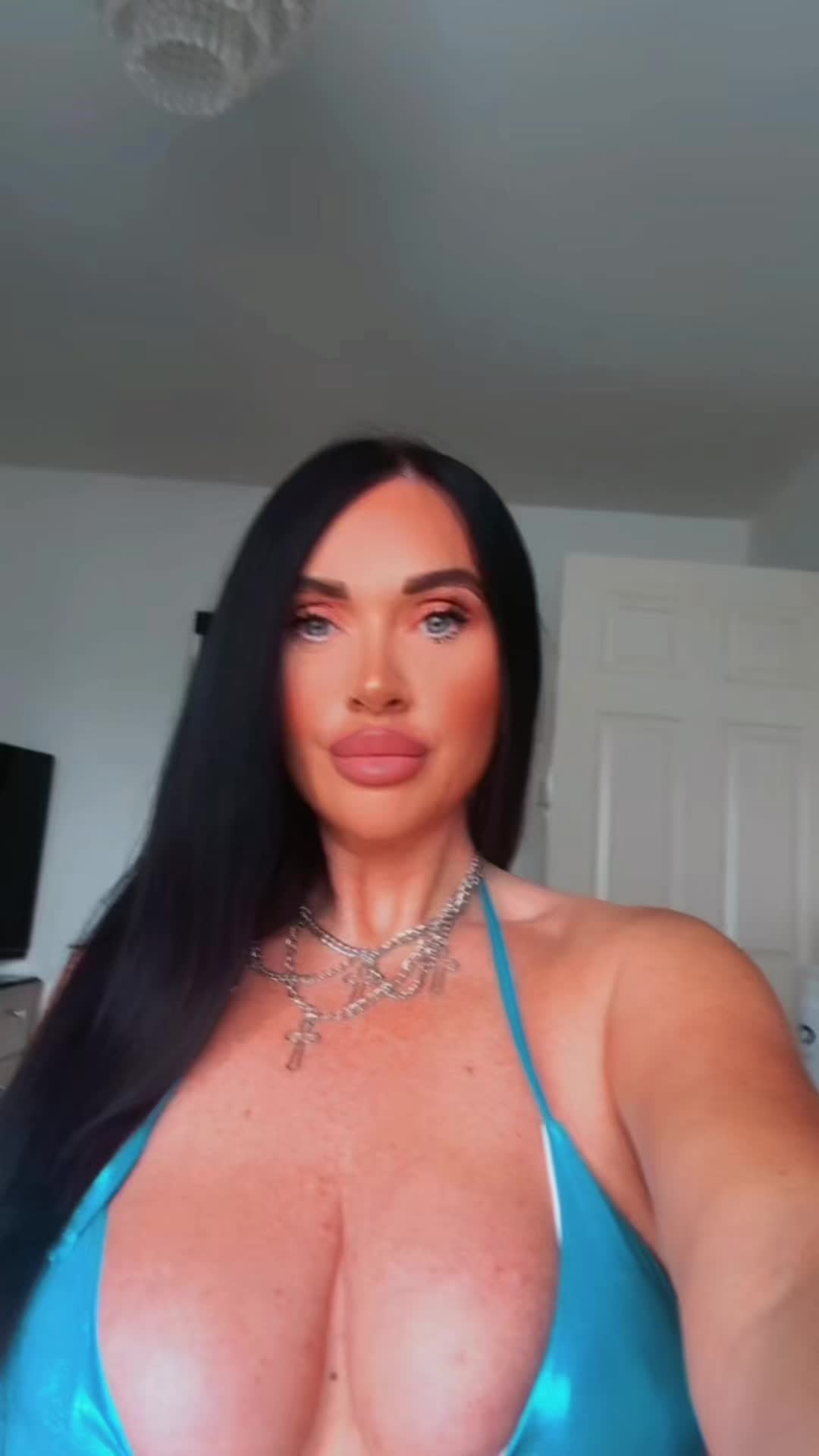 @katie_xstormi